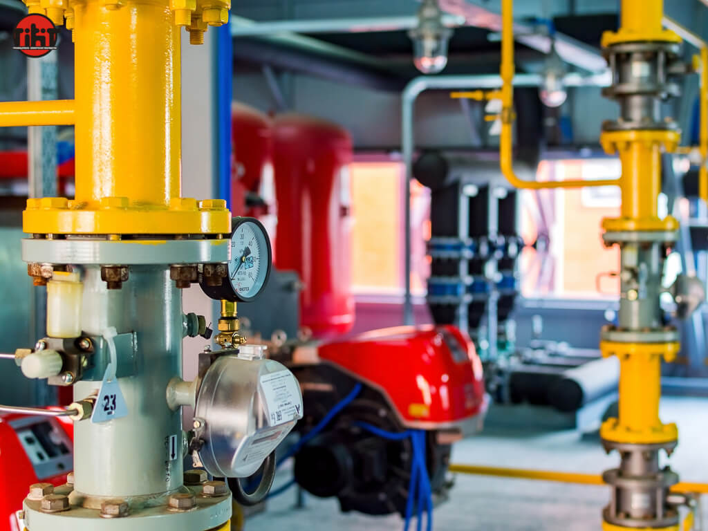 Услуги по капитальному ремонту газопроводов котельных и производственных зданий (помещений)  
