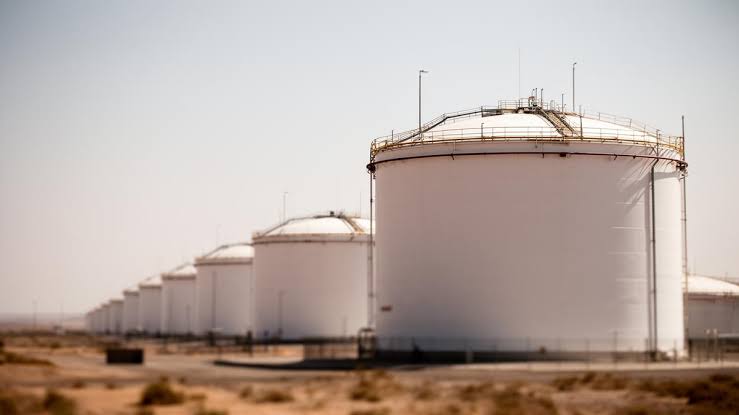 Saudi Aramco: мировые запасы сократились до пугающе низкого уровня, их восстановление займёт два года